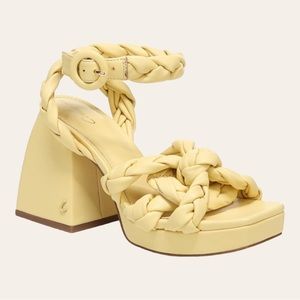 Circus by Sam Edelman Yellow Mable Chunky Heels Size 7.5